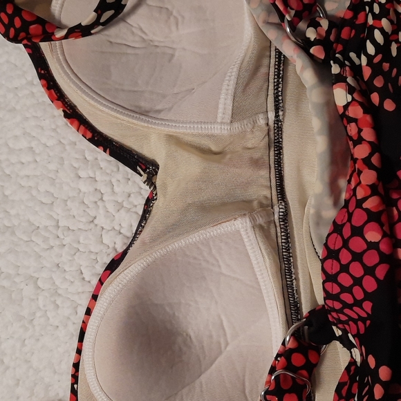 Bathing suit - Picture 7 of 9